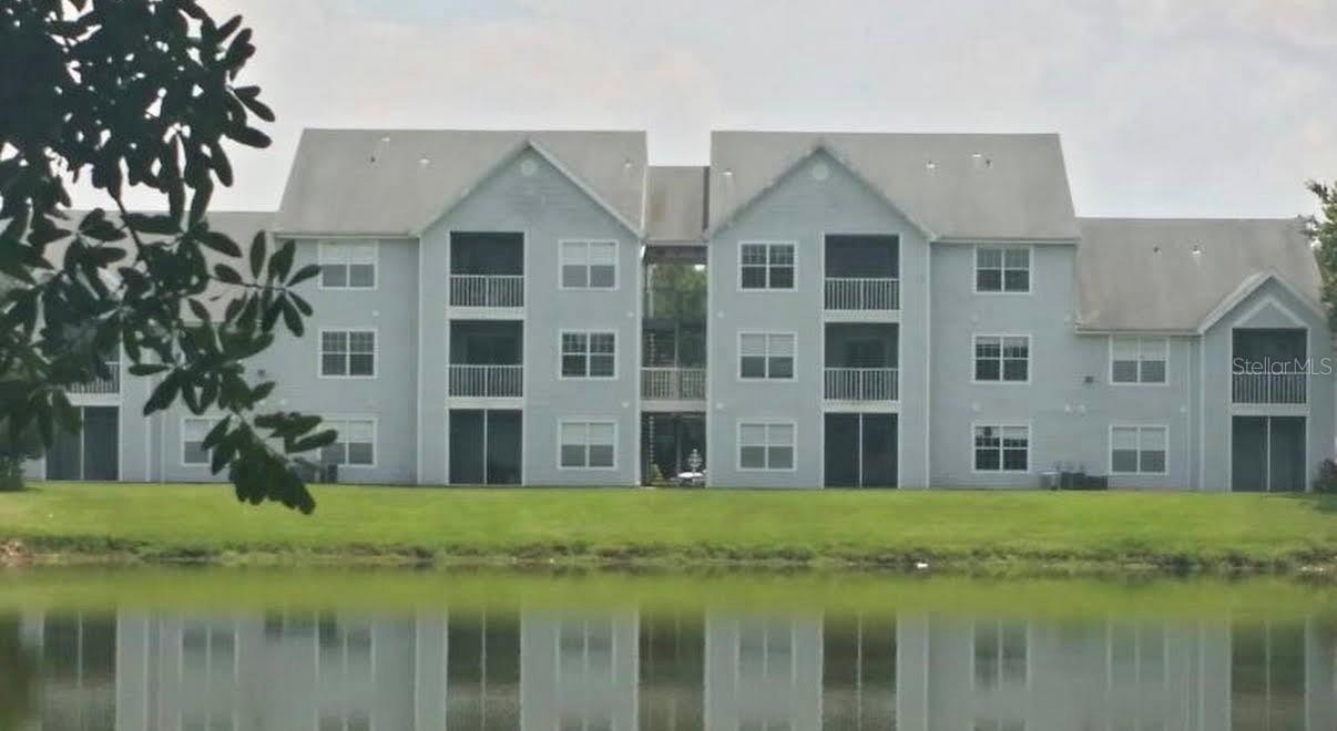 1213 Bermuda Lakes Ln. #206, Kissimmee, FL 34741