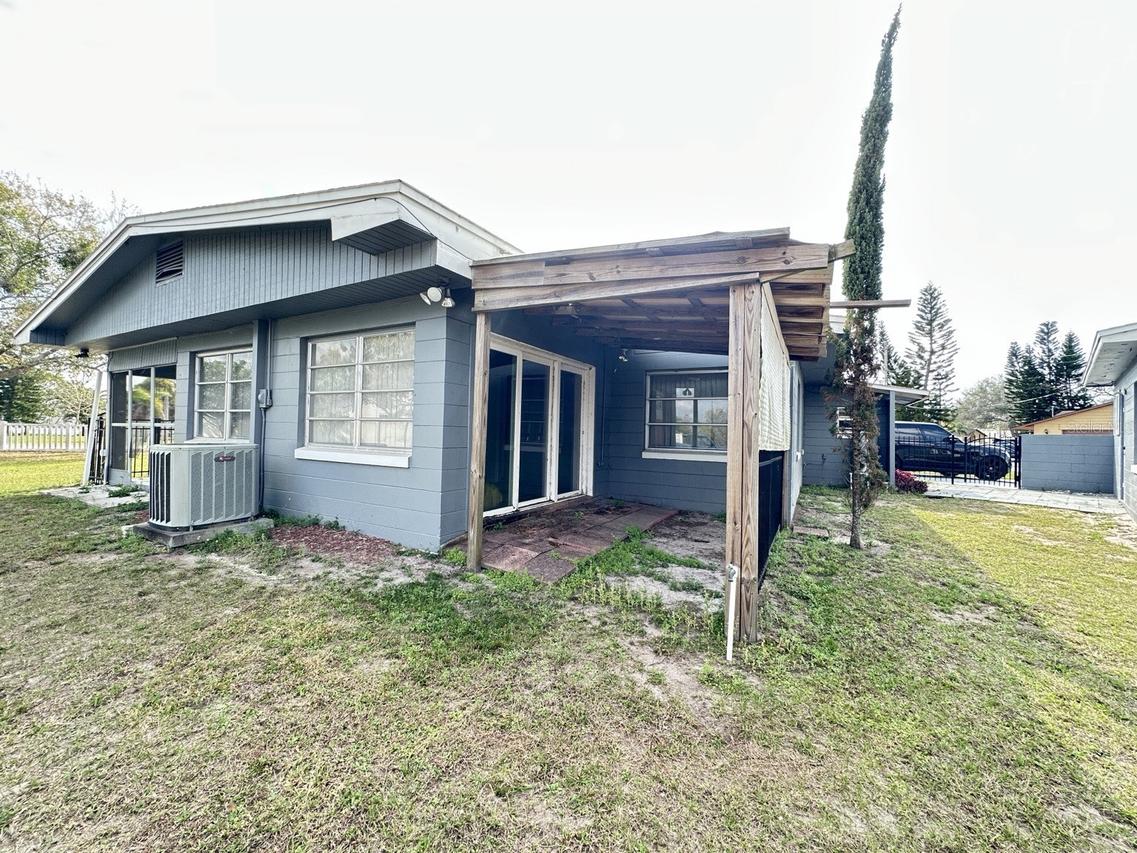 127 Lakeview Dr., St Cloud, FL 34769