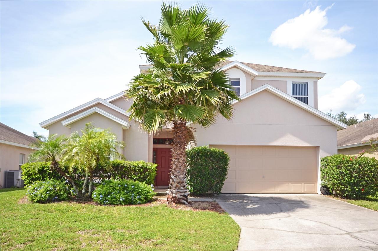 423 Corvina Dr., Davenport, FL 33897