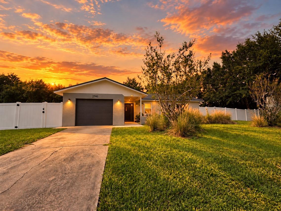 2745 Green Meadow Cir., Kissimmee, FL 34741