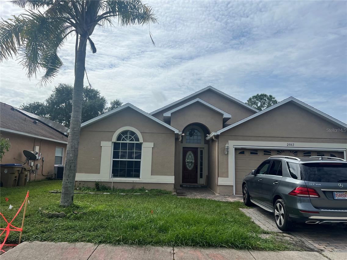 2502 Crown Ridge Cir., Kissimmee, FL 34744
