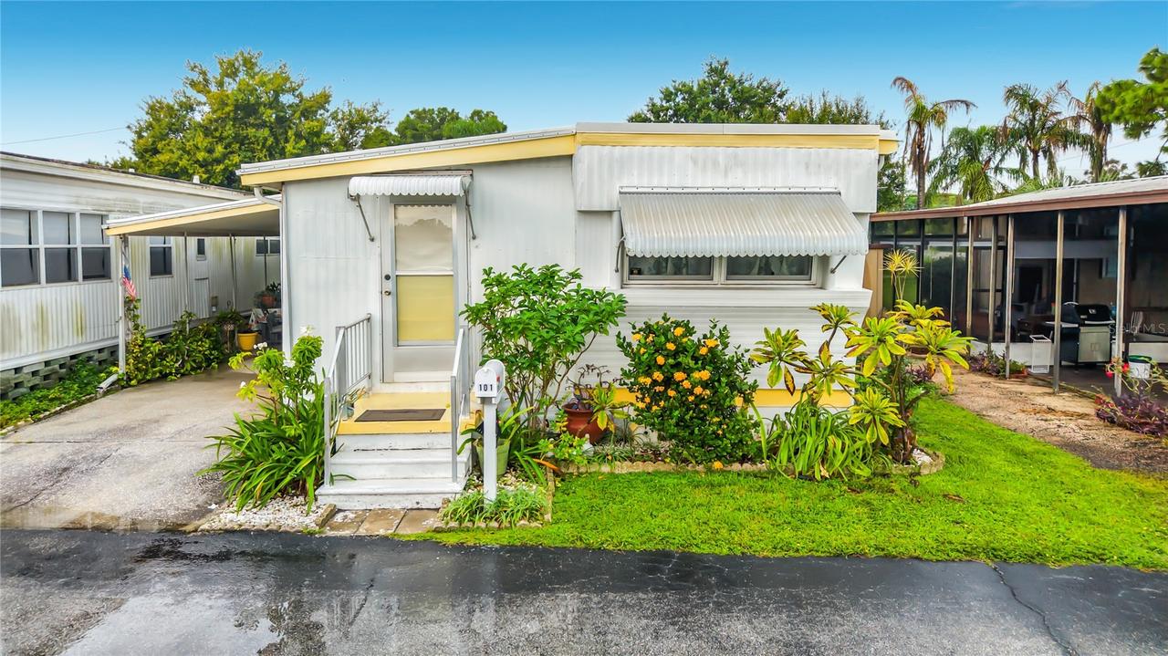 7490 46th Ave. #101, St Petersburg, FL 33709