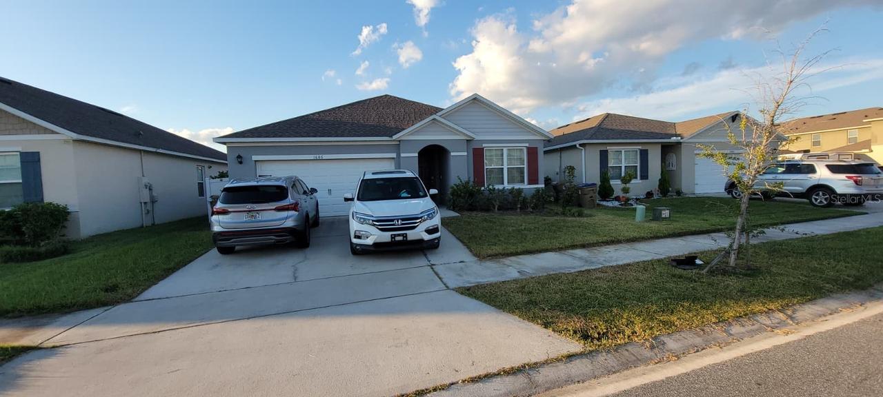 1686 Park Side Ave., Kissimmee, FL 34744