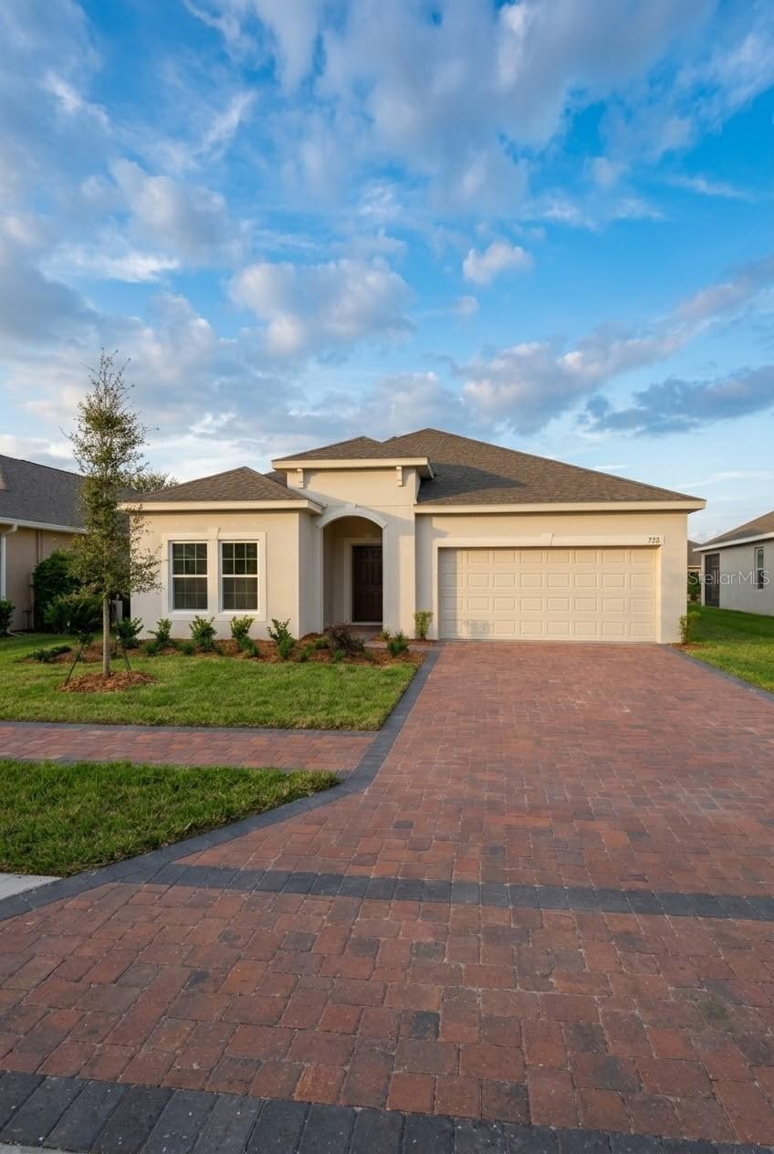 732 Bridgeford Crossing Blvd., Davenport, FL 33837