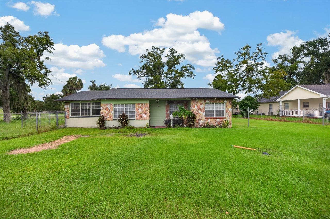1210 W 15th St., Sanford, FL 32771
