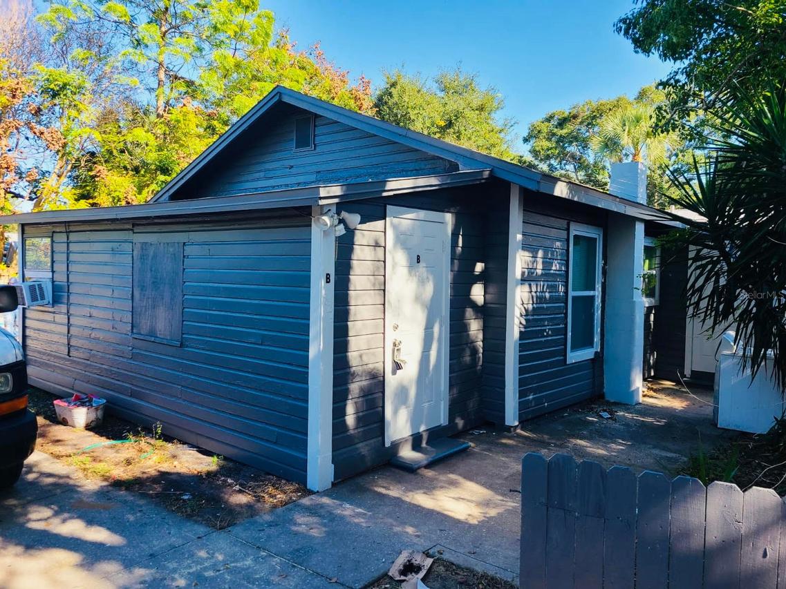 602 4th Ave., Largo, FL 33770