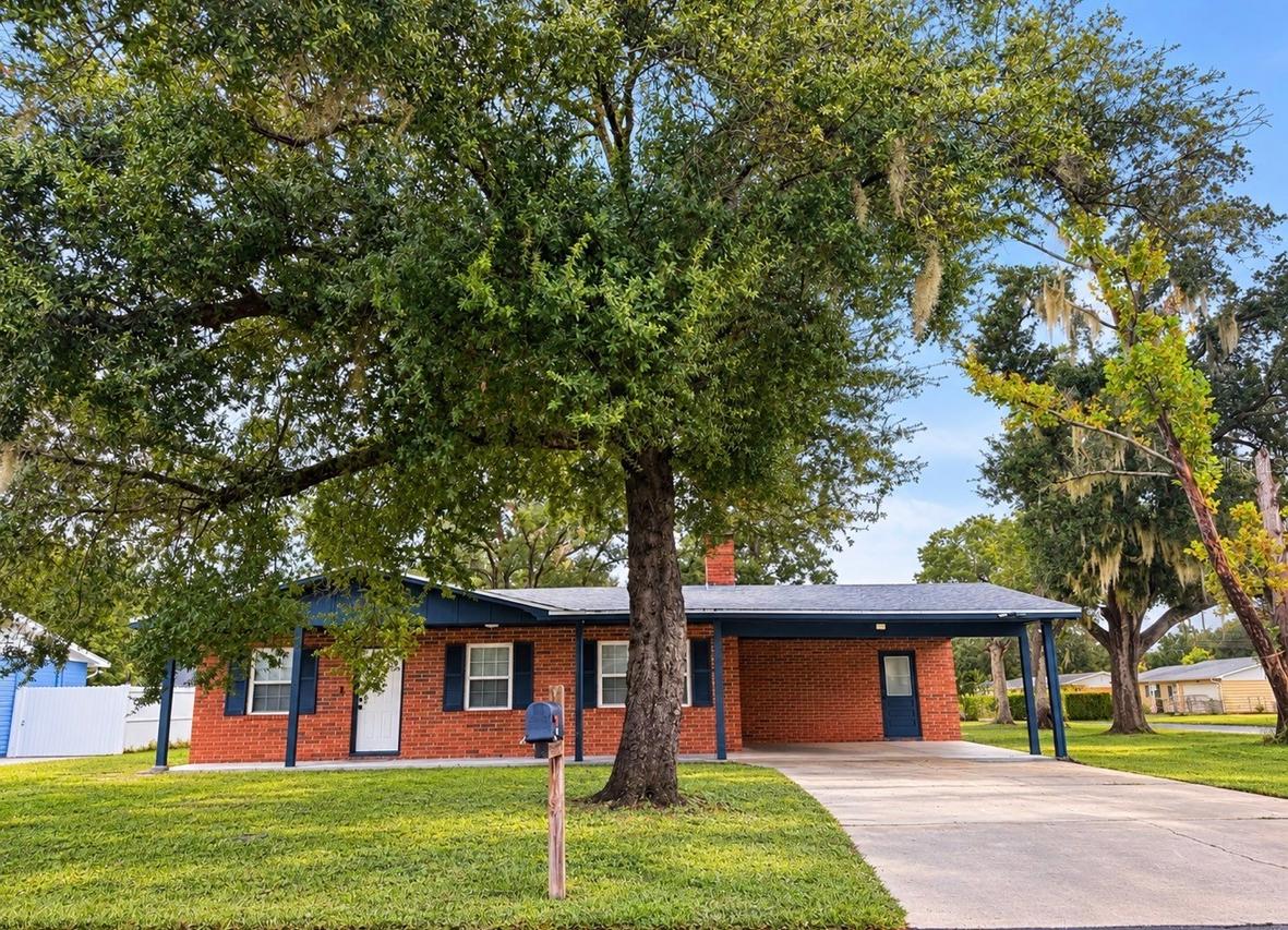 305 W Wellington Dr, Lakeland, FL 33813