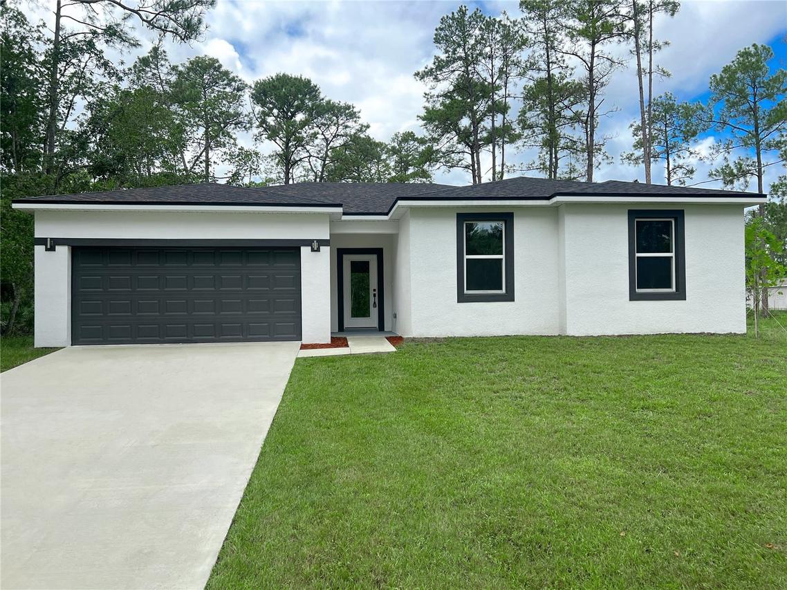 979 East Pkwy., Deland, FL 32724