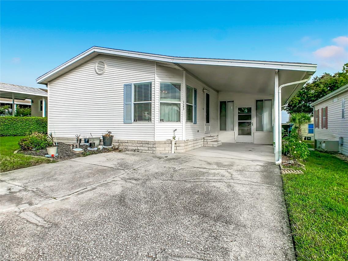 123 Smallmouth Bass St., Davenport, FL 33897