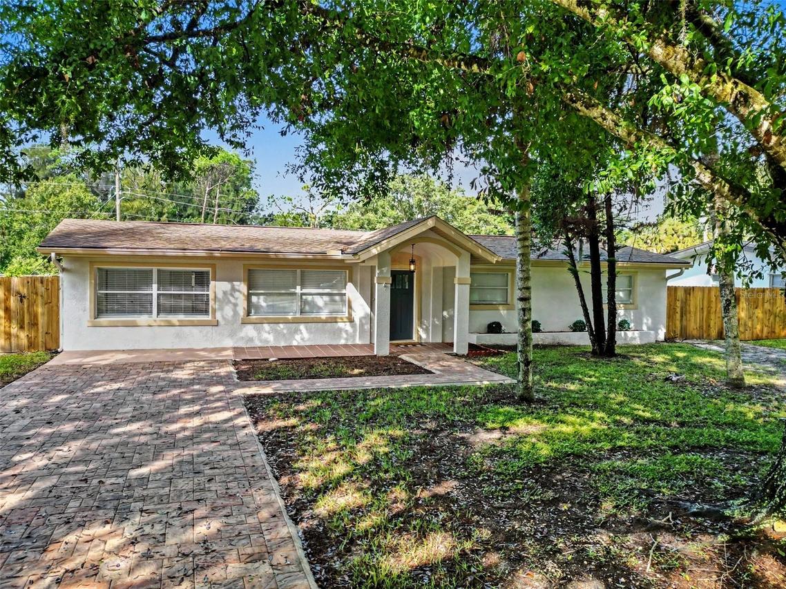 2070 Seminole Blvd., Melbourne, FL 32904