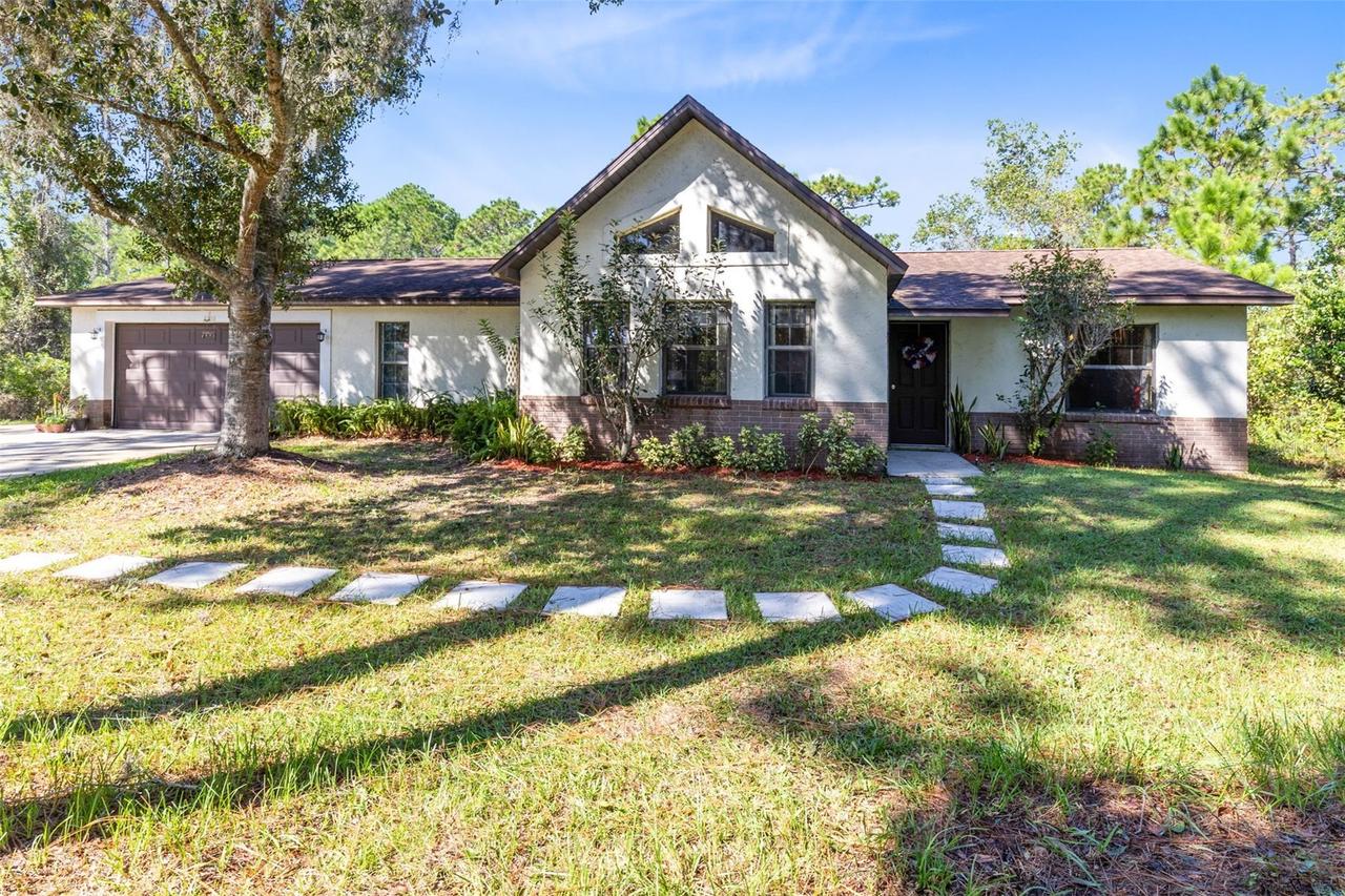 2350 Bronco Dr., St Cloud, FL 34771