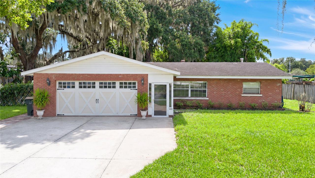 1215 Lakeshore Blvd., St Cloud, FL 34769