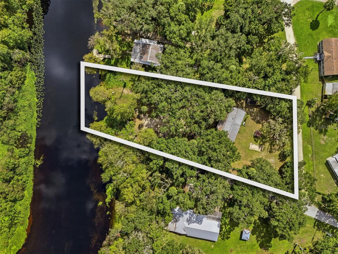 2400 N Junglecamp Rd., Inverness, FL 34453