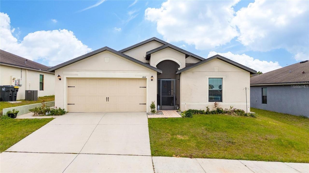 1606 Steely Dr., Dundee, FL 33838