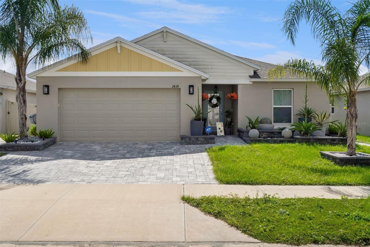 2434 Oakwood Ln., Davenport, FL 33837