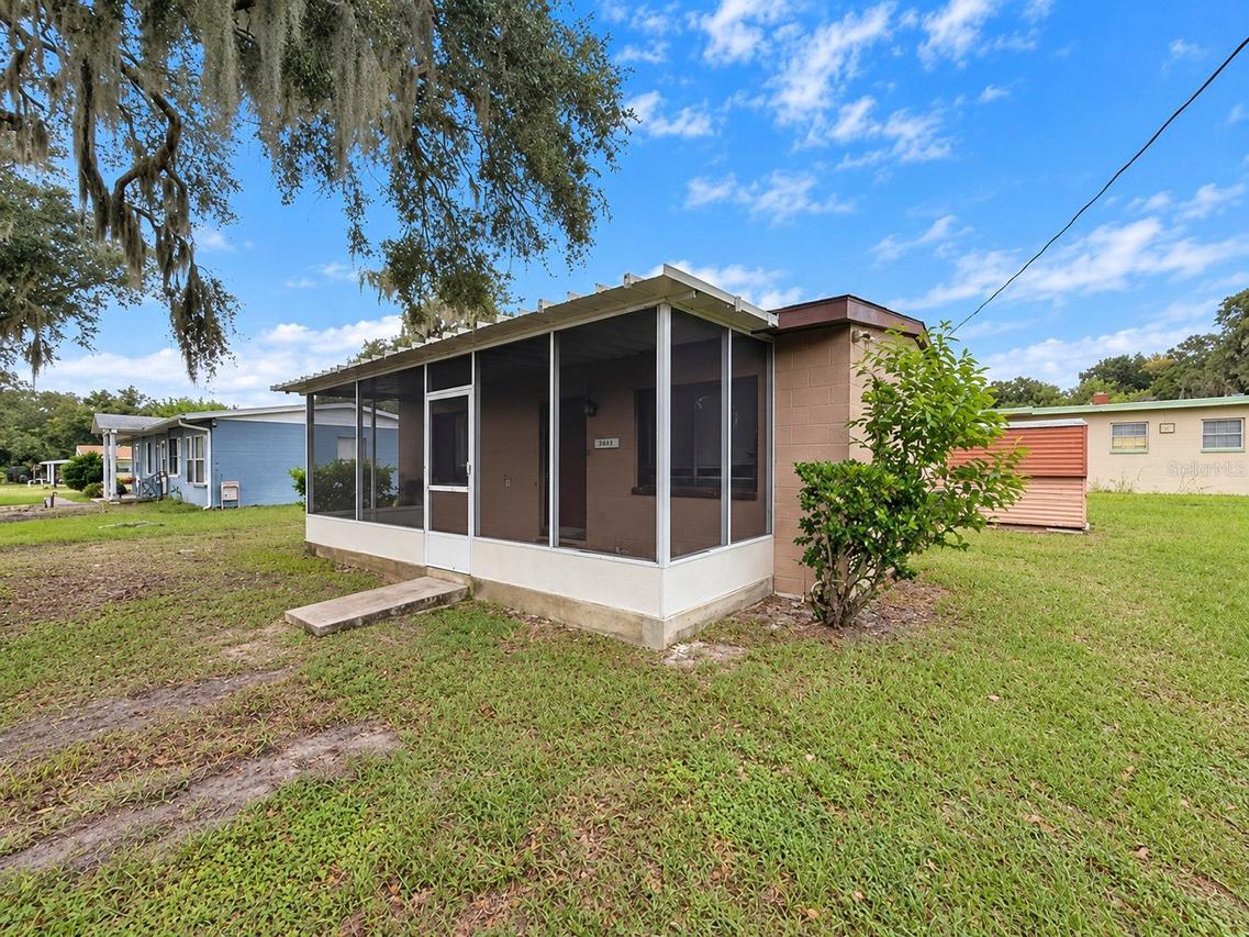 1104 Crosby St., Leesburg, FL 34748