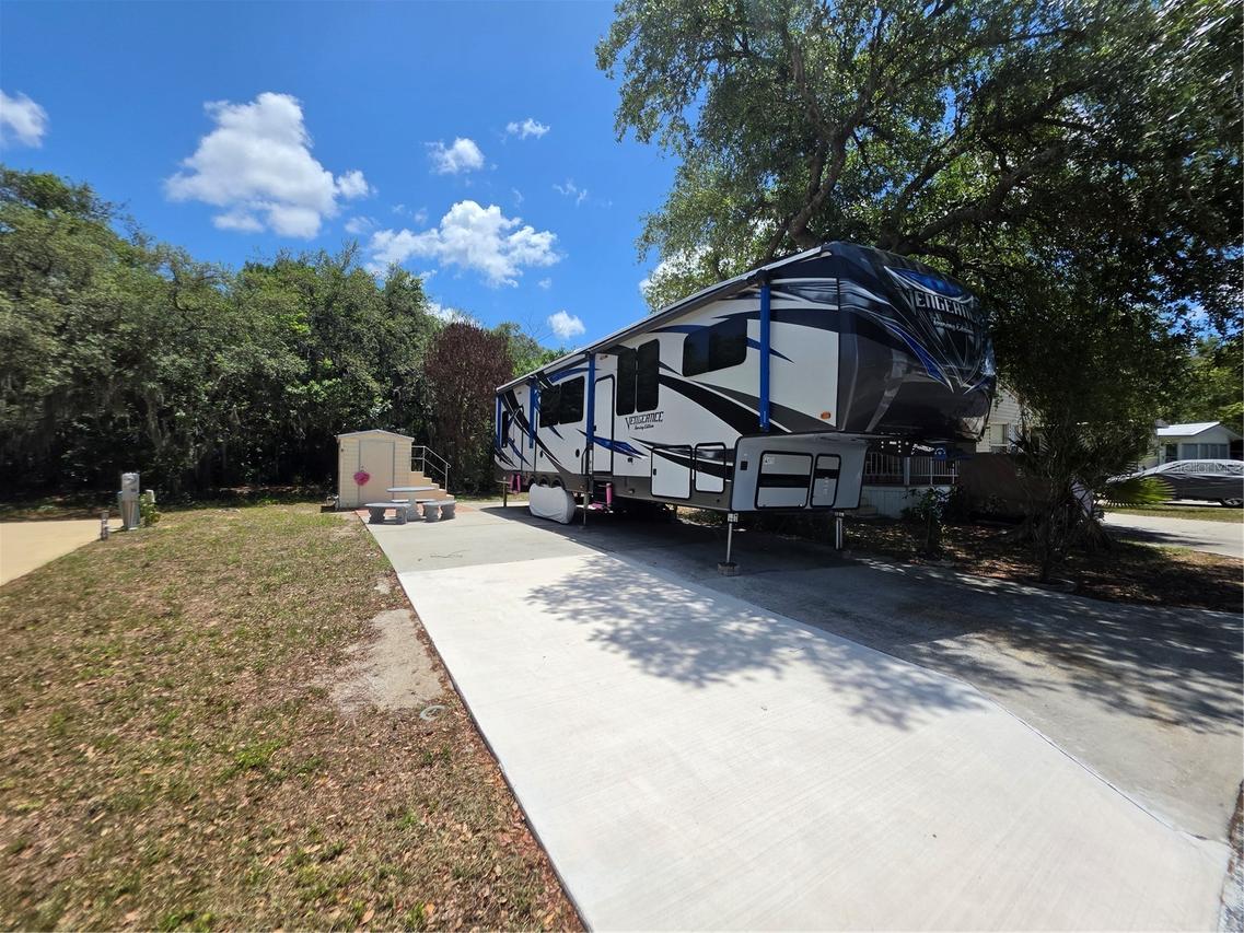 7371 International Cir., Lake Wales, FL 33898