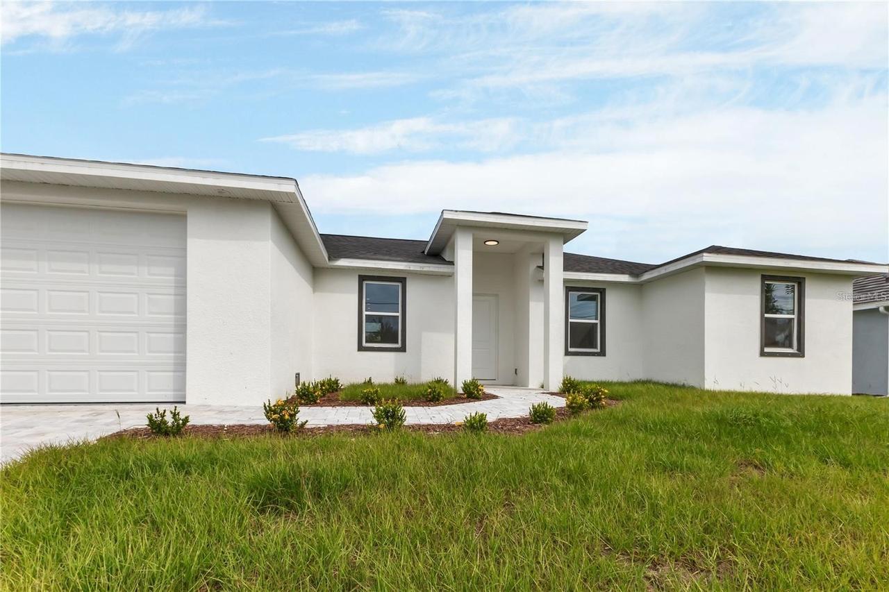 8423 Olsen St., Port Charlotte, FL 33981