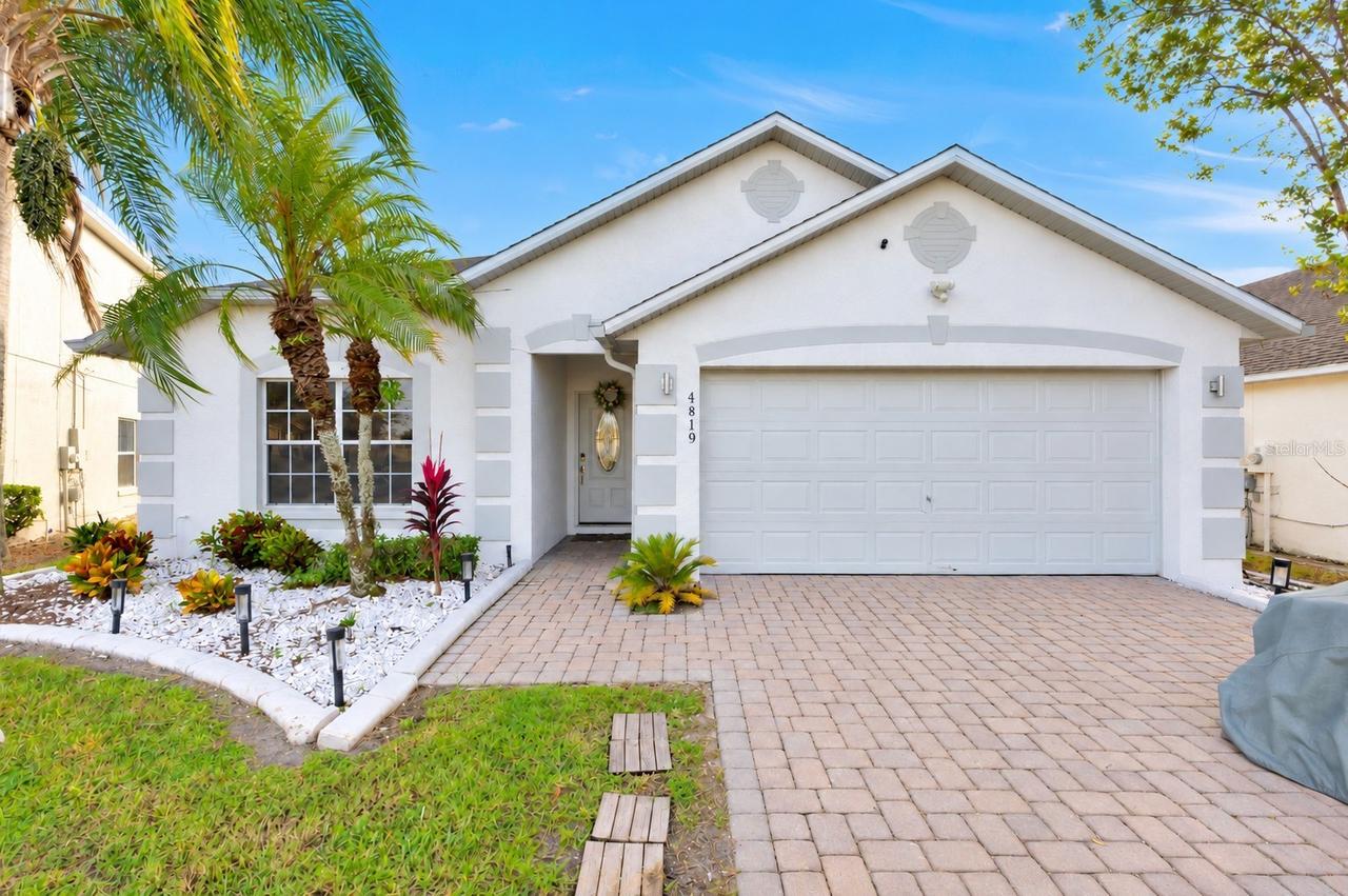 4819 Cumbrian Lakes Dr., Kissimmee, FL 34746