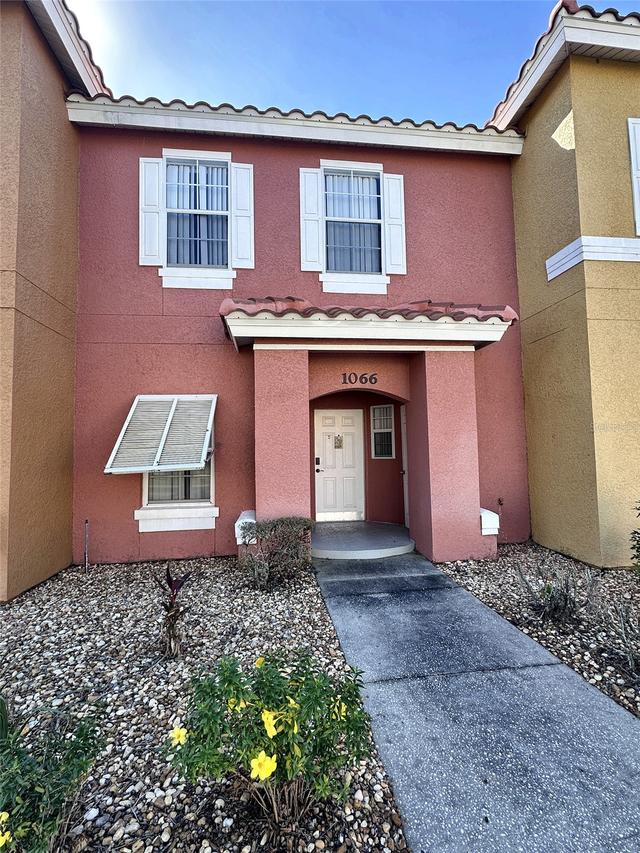 1066 Park Ridge Cir., Kissimmee, FL 34746