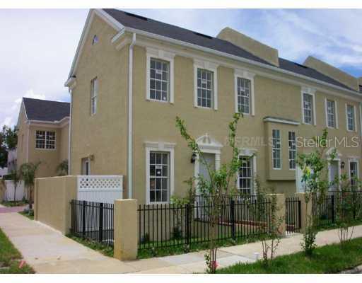 1007 Edison Park Ct., Tampa, FL 33606