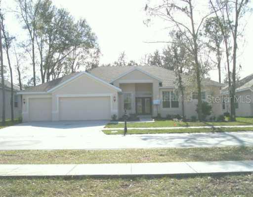 2554 Centennial Falcon Dr., Valrico, FL 33594