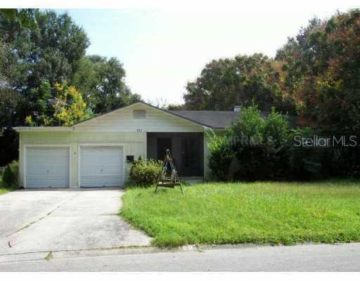 711 Rainbow Tr., Brandon, FL 33510