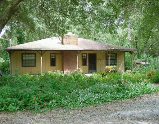9745 Edison Rd., Lithia, FL 33547