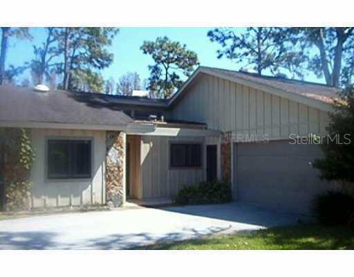 5220 Londonderry Ln., Wesley Chapel, FL 33543