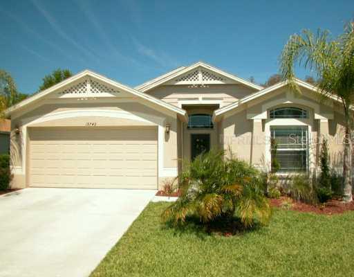 19749 Ellendale Dr., Land O' Lakes, FL 34639