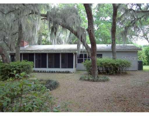 2250 Holden Ln Ln., Lithia, FL 33547