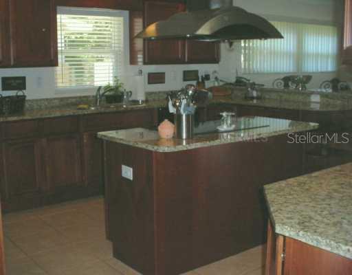 207 Treasure Dr., Tampa, FL 33609