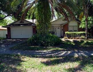 2221 Groveland Dr., Lutz, FL 33549