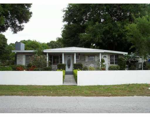 520 Magnolia Ave., Seffner, FL 33584
