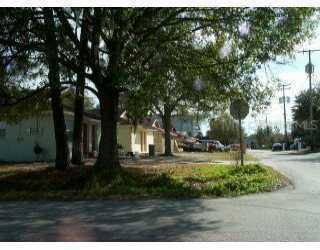 7235 Marie Ave., Tampa, FL 33614