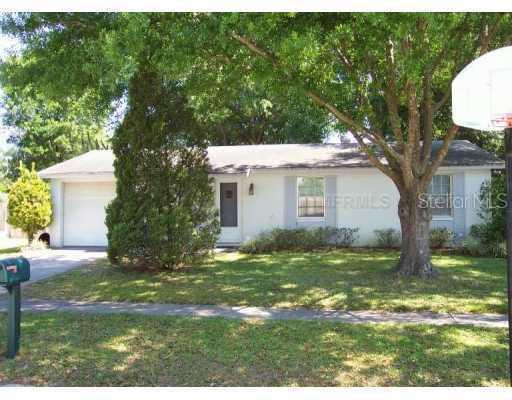 2208 Dumbarton Way, Valrico, FL 33594