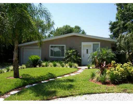 910 Lakewood Ave., Tampa, FL 33613