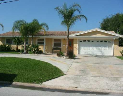 4772 Dover St., St Petersburg, FL 33703