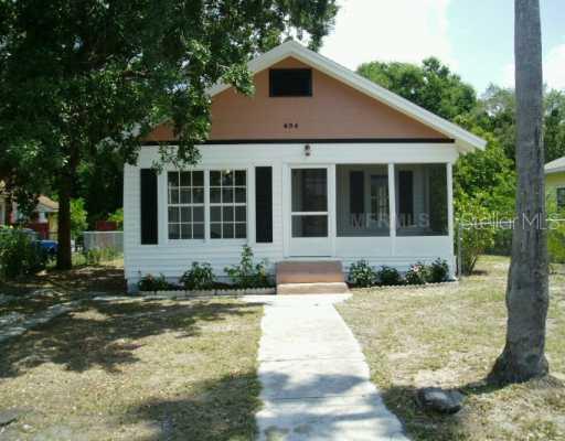 606 Grosse Ave., Tarpon Springs, FL 34689