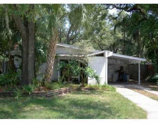 1017 Briarwood Ave., Tampa, FL 33613