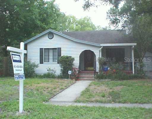 208 W. Henry Ave., Tampa, FL 33604