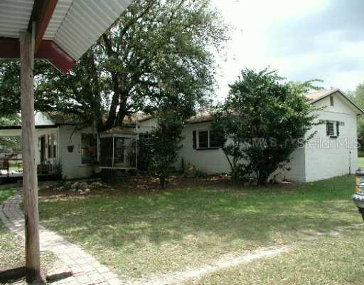 39514 Louise Dr., Zephyrhills, FL 33540