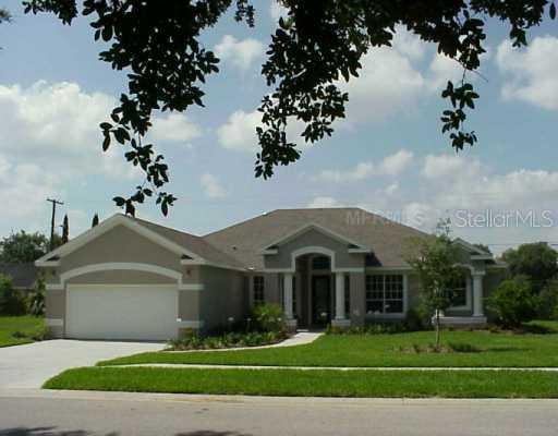 2101 Heritage Crest Dr., Valrico, FL 33594