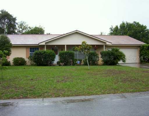 301 Greenview Dr., Brandon, FL 33510