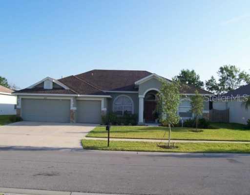 5437 Winhawk Way, Lutz, FL 33558