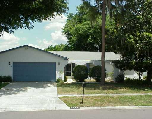 4018 Eastridge Dr., Valrico, FL 33594