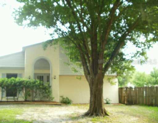 1321 Peachfield Dr., Valrico, FL 33594