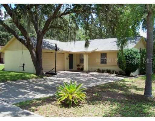 301 Foxwood Dr., Brandon, FL 33510