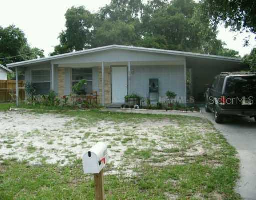 8512 Foxcroft Dr., Tampa, FL 33615