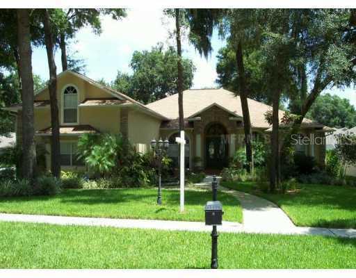 2314 Valrico Forest Dr., Valrico, FL 33594